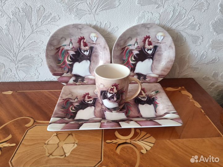 Набор из керамики. Блюдо 30 см, 2 тарелки 20 см