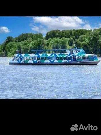 Речные прогулки на теплоходе