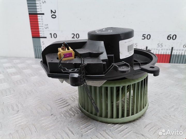 Моторчик печки для Volkswagen Passat 5 GP
