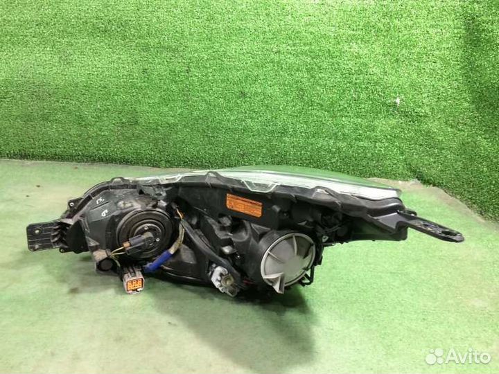 Фара ксеноновая правая Subaru Outback BR9 EJ253