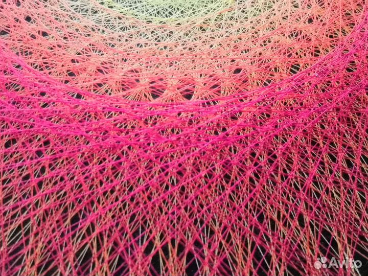 Картина. String art