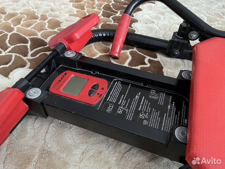 Гребной тренажер leco