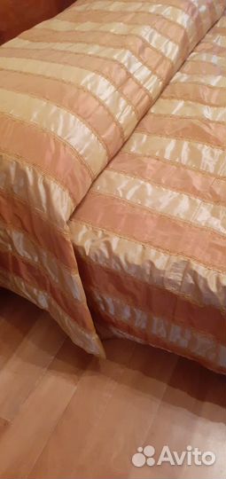 Комплект: шторы, покрывало, 2 наволочки и подушки