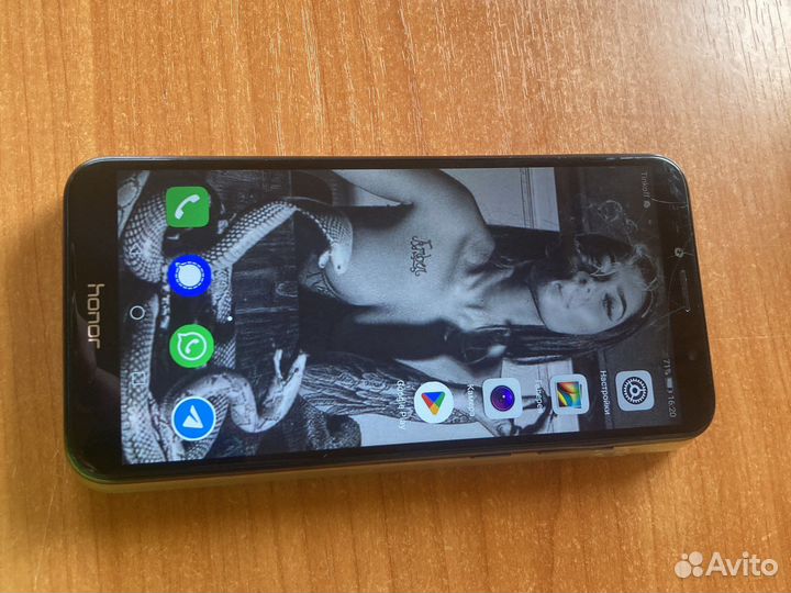 Телефон honor 7а pro