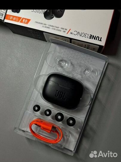 Беспроводные наушники jbl