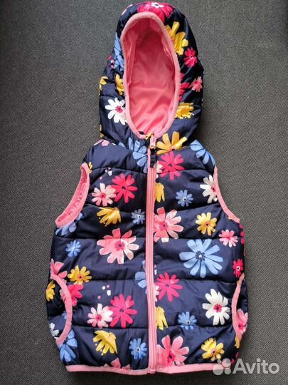 Жилетка Babygo + шапочки для девочки