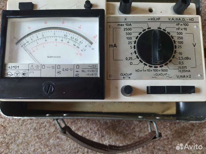 Прибор электроизмерительный комбинированный