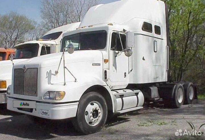 Седельный тягач International 9900i