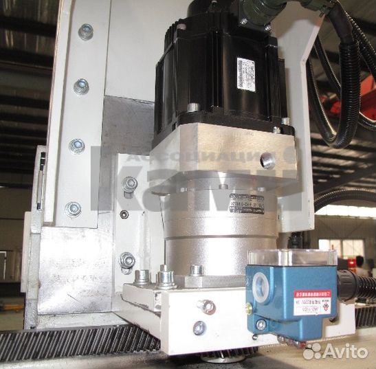 Фрезерный станок с чпу Beaver 25avlt8-Z600-RD