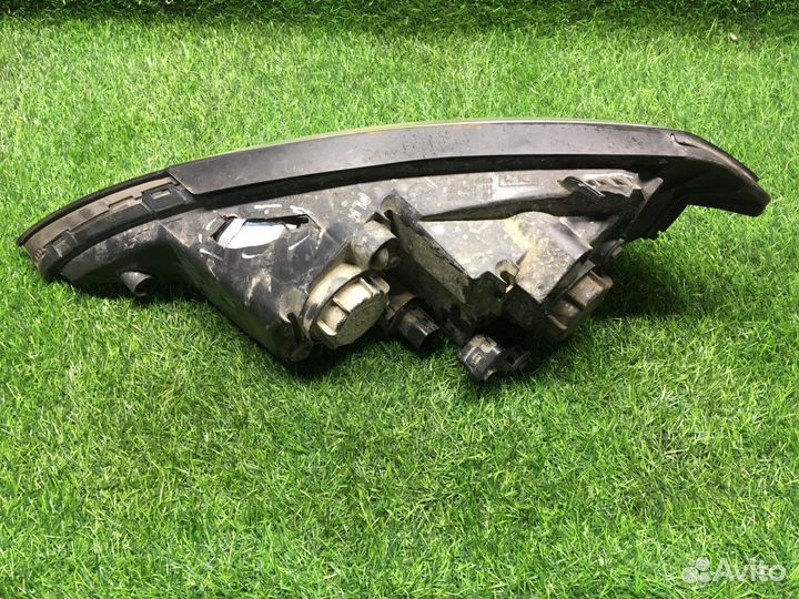 Фара правая Ссангйонг Кайрон