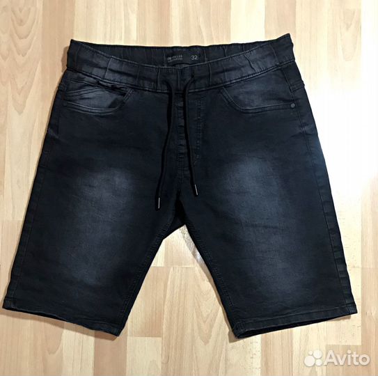 Шорты Reserved. Sisley. fsbn