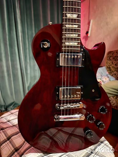 Gibson Les Paul studio USA 1990 Wine Red