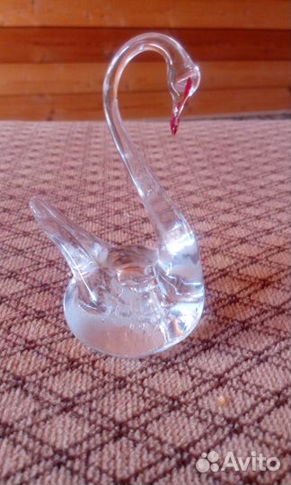 Лебедь хрустальный