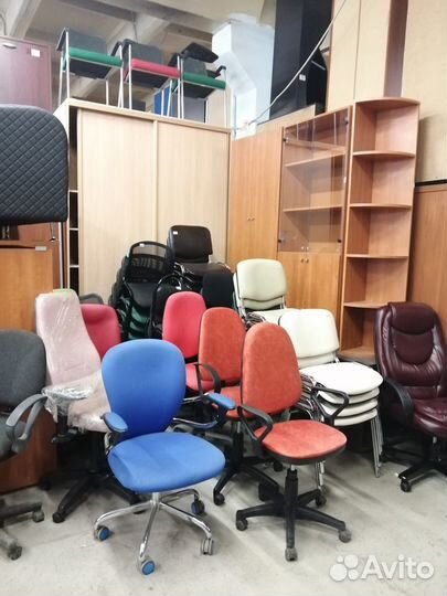 Офисные стулья