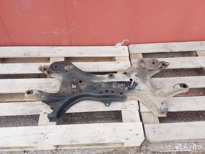 Подрамник передний Geely Emgrand