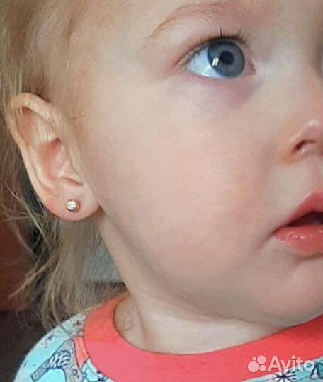 Косметолог, прокол ушей, пирсинг, система 75