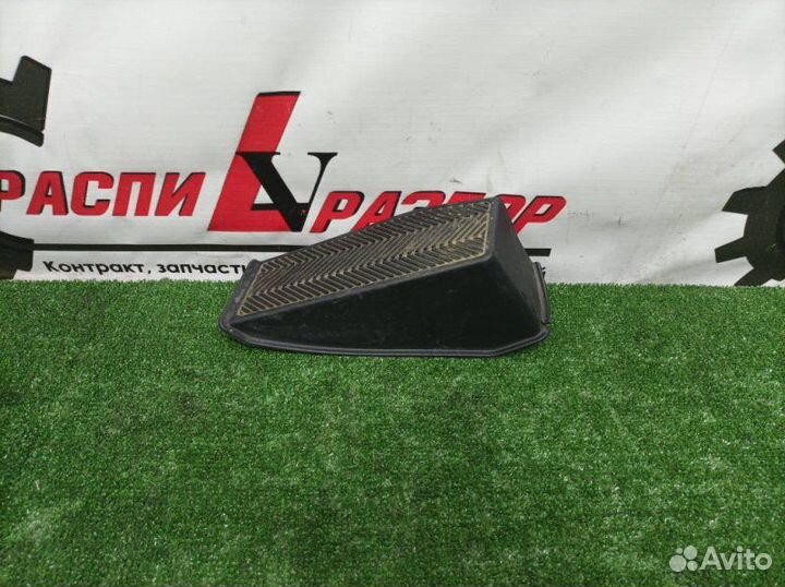 Подставка под ногу Toyota Camry ACV30 2azfe 2004