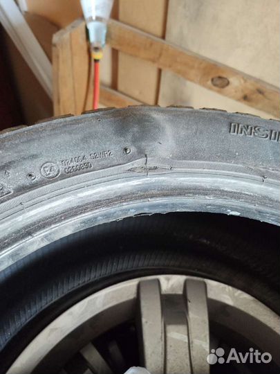 Bridgestone Blizzak VRX 225/50 R17