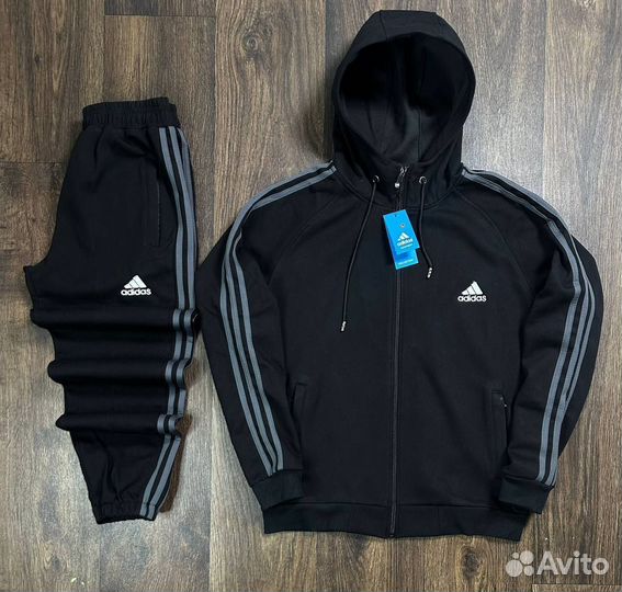 Спортивный костюм Adidas