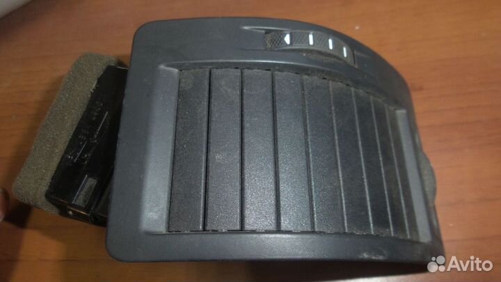 Дефлектор воздушный для Skoda Octavia левый