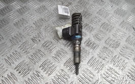 Форсунка дизельная volkswagen jetta 5 (YDN06AL04)