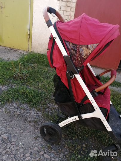 Детская прогулочная легкая коляска
