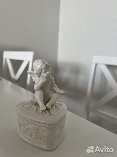 Шкатулка фарфор ангел