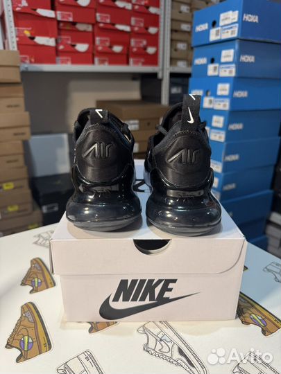 Кроссовки женские Nike Air Max 270