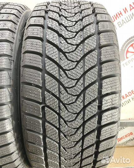 Zeta Antarctica 5 215/45 R17 90Q