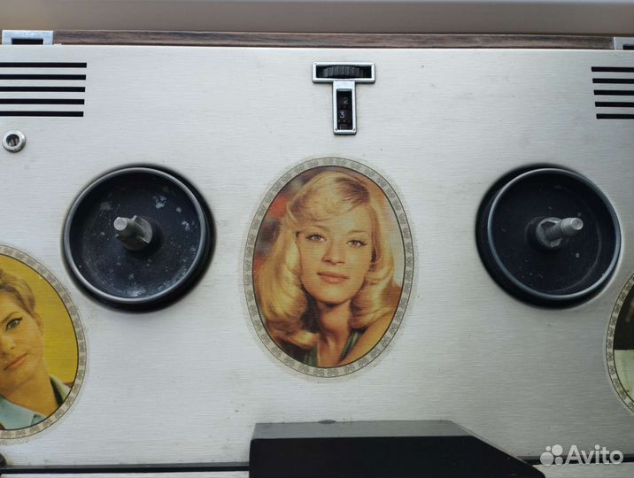 Катушечный магнитофон Астра 207