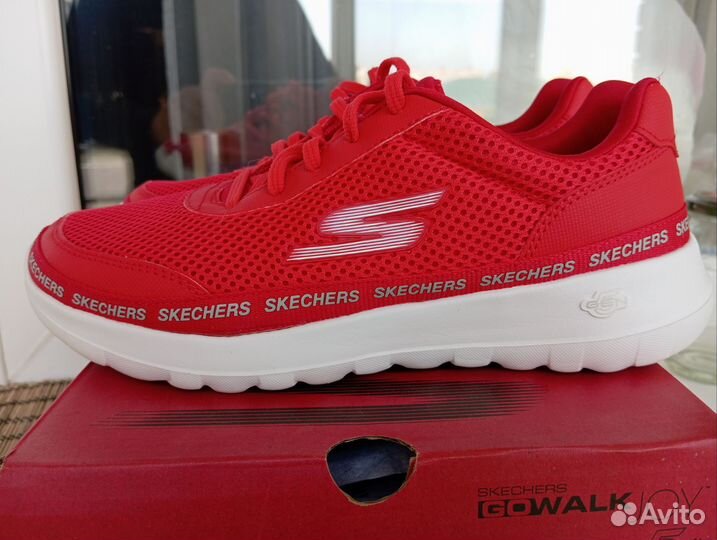 Кроссовки женские Skechers