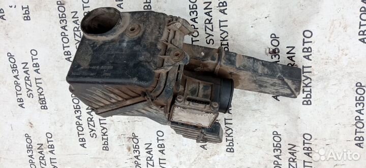 Корпус воздушного фильтра 2,4 Mitsubishi Galant