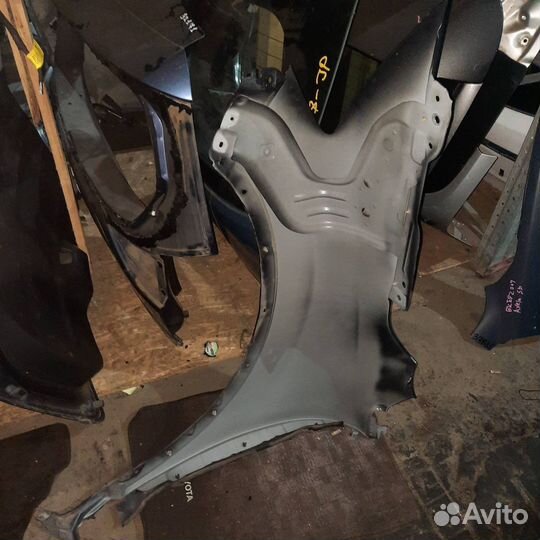Переднее Крыло на Mazda CX9 TB Машина в Разборе