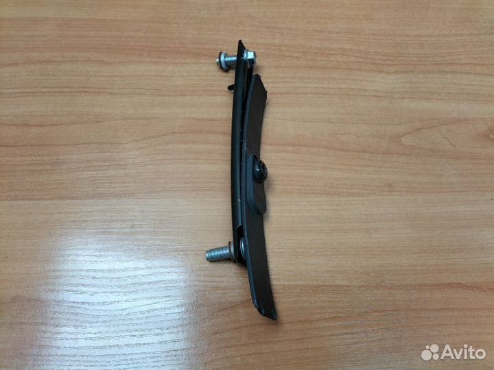 Механизм регулировки ремня безопасности передний