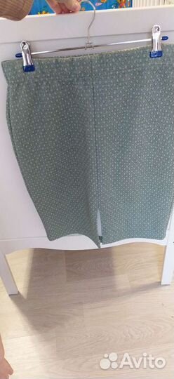 Костюм с юбкой