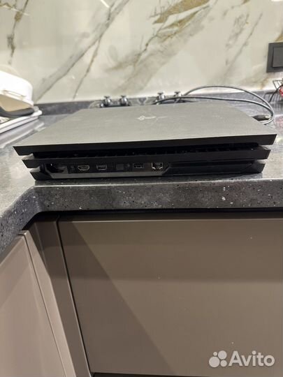 Sony PS4 pro 1tb