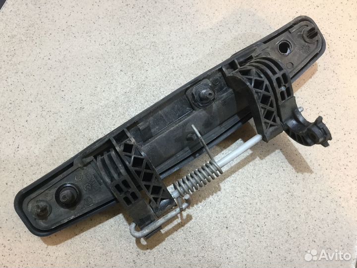 Ручка двери наружная Рено Сандеро 2009-2014