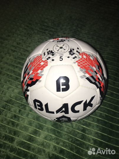 Футбольный мяч