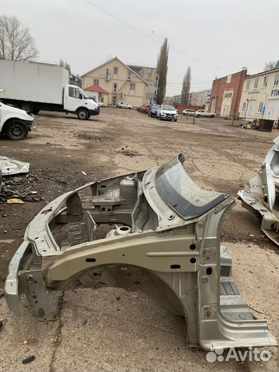 Лонжерон renault logan Лев