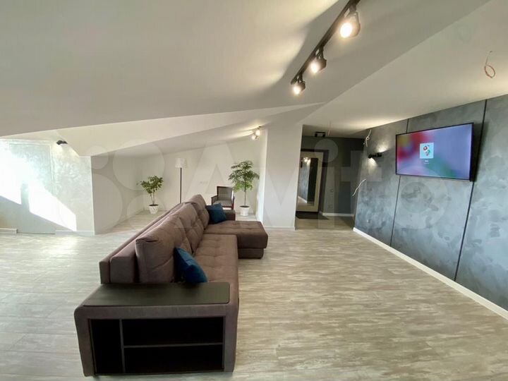 4-к. квартира, 138,8 м², 7/7 эт.