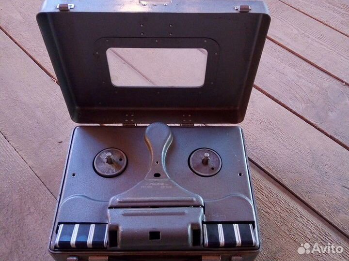 Катушечный магнитофон п-180м. Катушечный диктофон п180м. Катушечный магнитофон п-180м. Диктофон п-180-м1 паспорт. П 180 м.