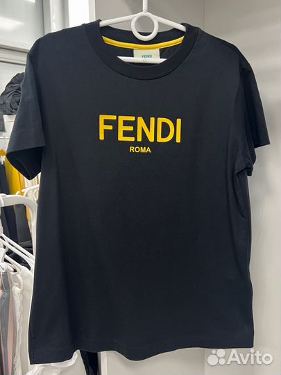 Fendi футболка оригинал как новая