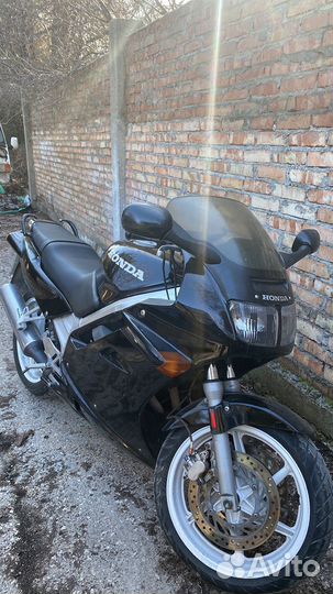 Honda VFR 750F