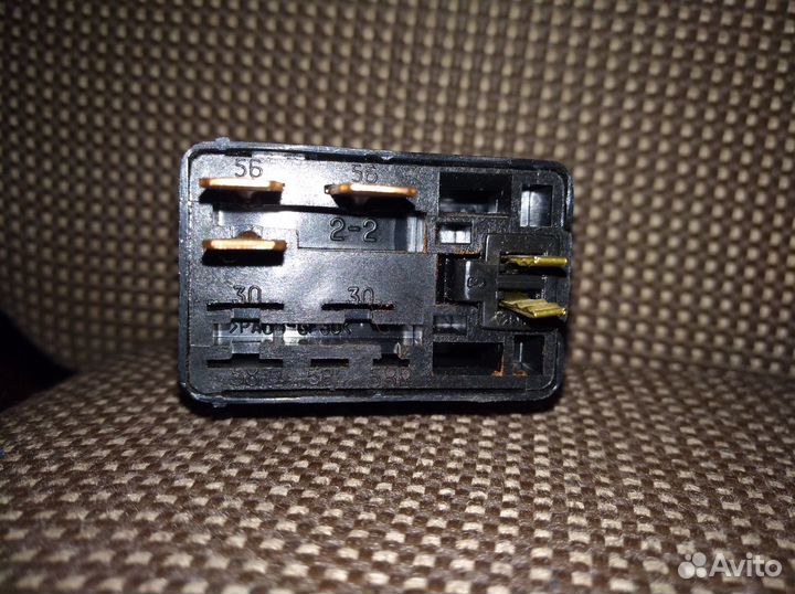 Клавиша (кнопка) обогрева сидений