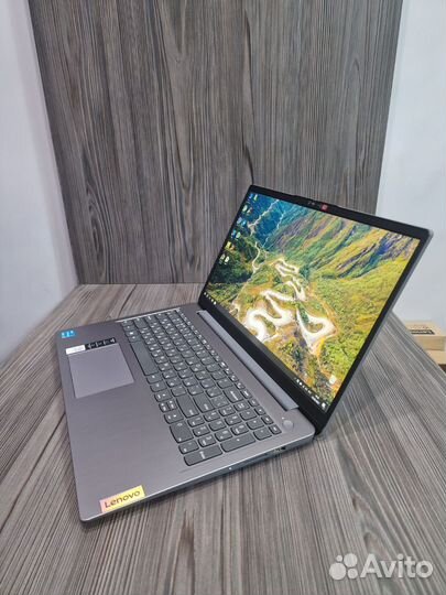 Новый Lenovo на шустром процессоре