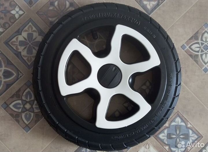 Колесо на детскую коляску