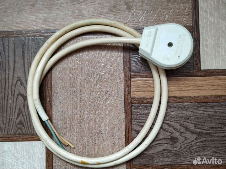 Вилка и провод для электроплит