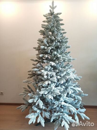 Елка искусственная литая заснеженная