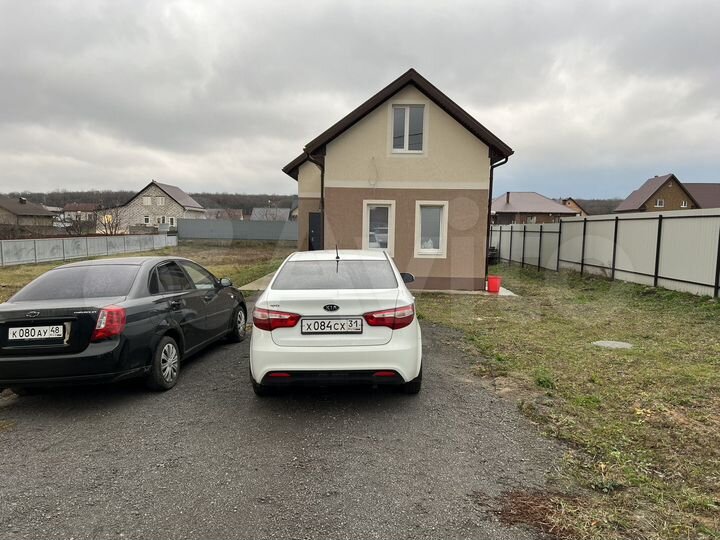 Коттедж 124 м² на участке 7,5 сот.