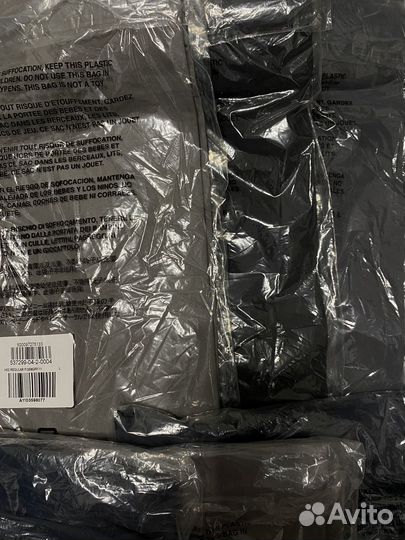 Футболка Yeezy gap